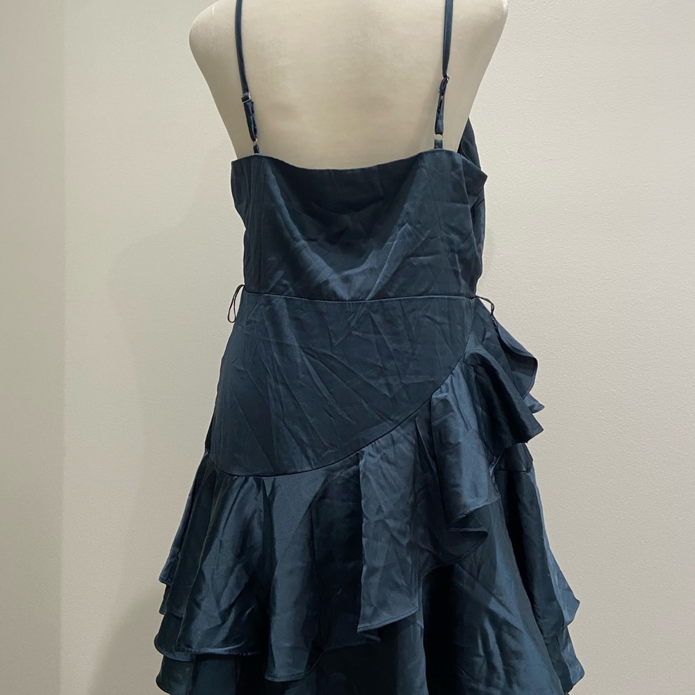 Satin mini dress - Picture 3 of 4